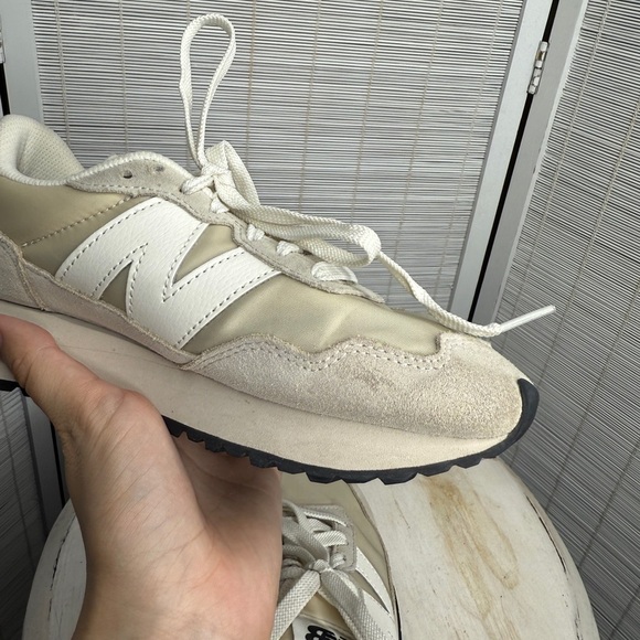 New Balance Off White Beige Suede Fabric Retro Sneakers Casual Street Style 7 - Picture 8 of 11